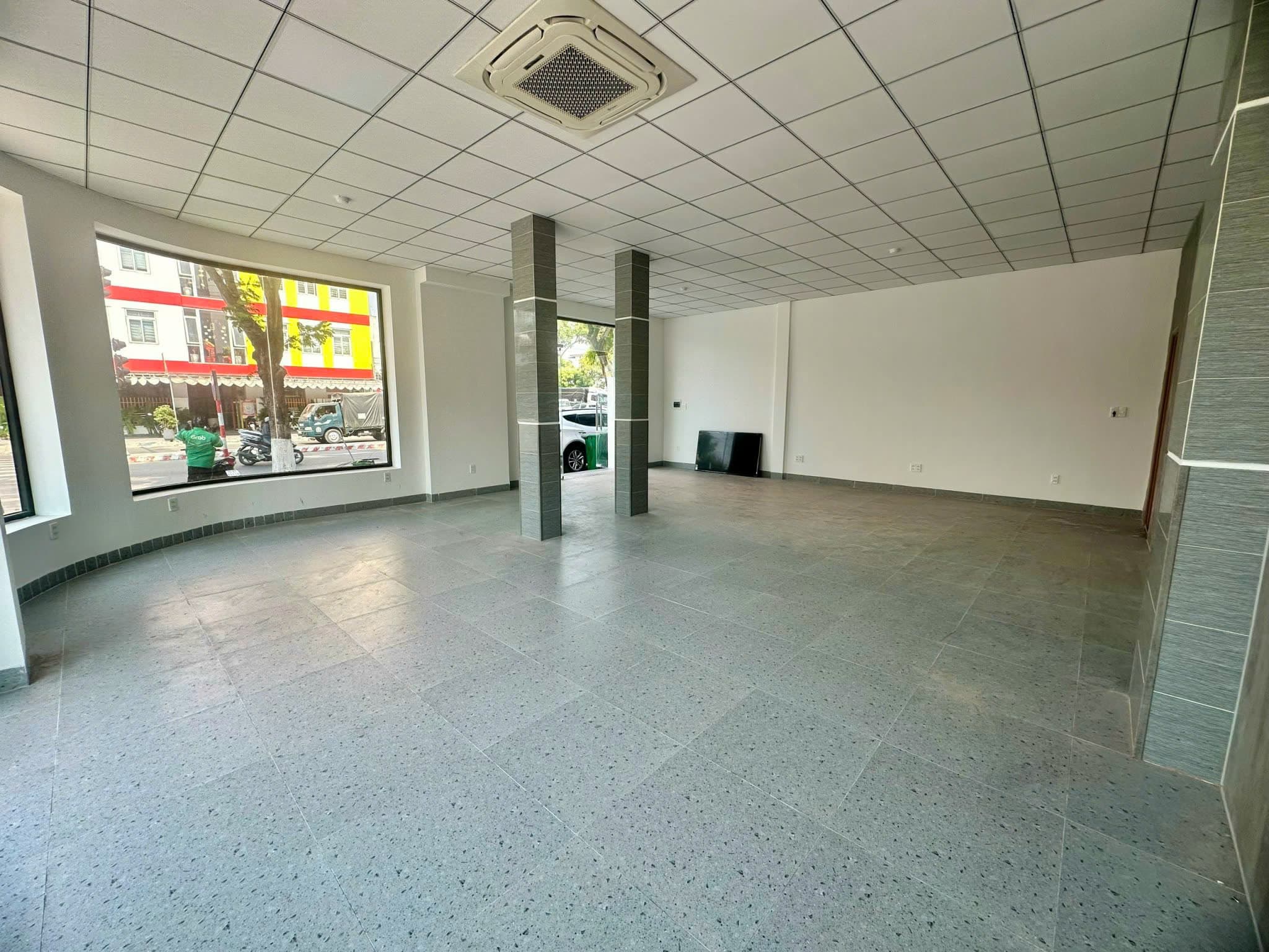 Mặt bằng kinh doanh lô góc 88m² tại Nguyễn Đình Tứ, Cẩm Lệ, có nhà vệ sinh riêng kinh doanh văn phòng, shop - Ảnh 3