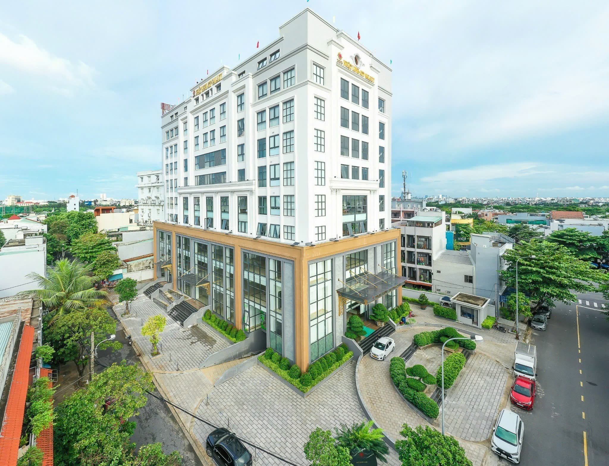 Mặt bằng trống suốt 3 tầng trên đường Trần Phước Thành - phù hợp làm vp công ty - Ảnh 1