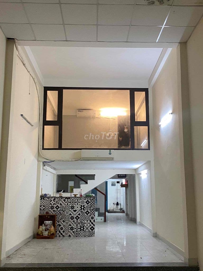 Nhà nguyên căn 4 tầng tại Núi Thành, diện tích 85m2, phù hợp kinh doanh và ở - Ảnh 1