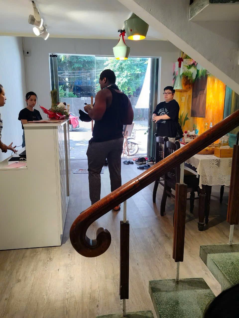 Nhà nguyên căn 4 tầng đường Thái Phiên - Ảnh 1