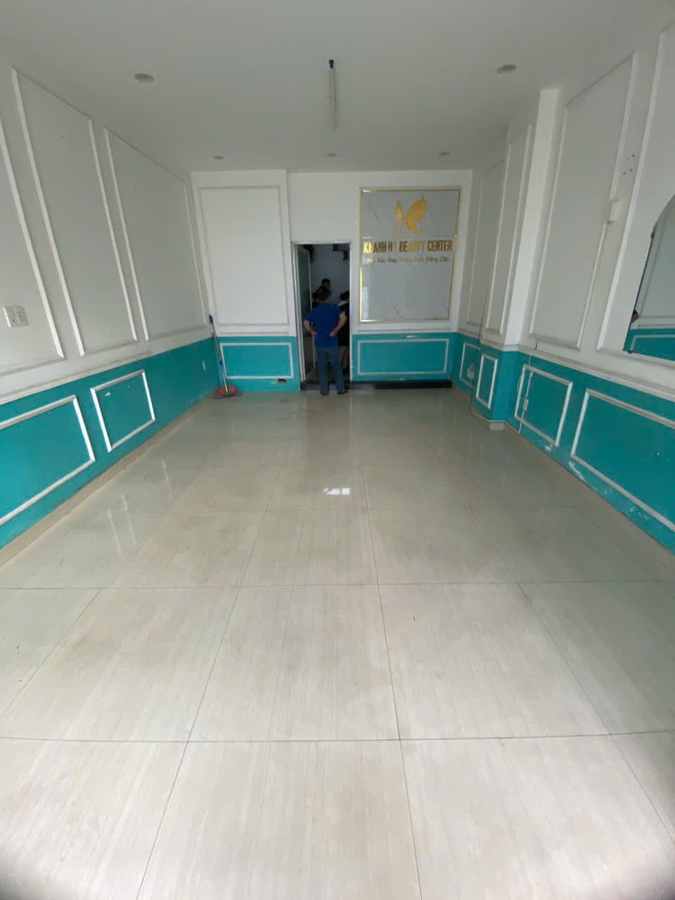 Nhà nguyên căn 3 tầng mặt tiền Phạm Văn Nghị - Ảnh 4