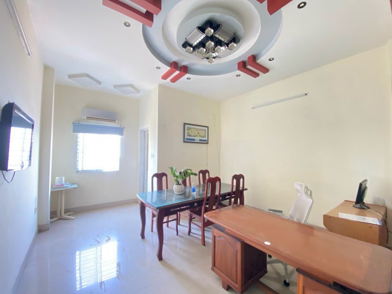 Nhà nguyên căn 4 tầng đường Lê Thạch, phù hợp kinh doanh và văn phòng - Ảnh 5