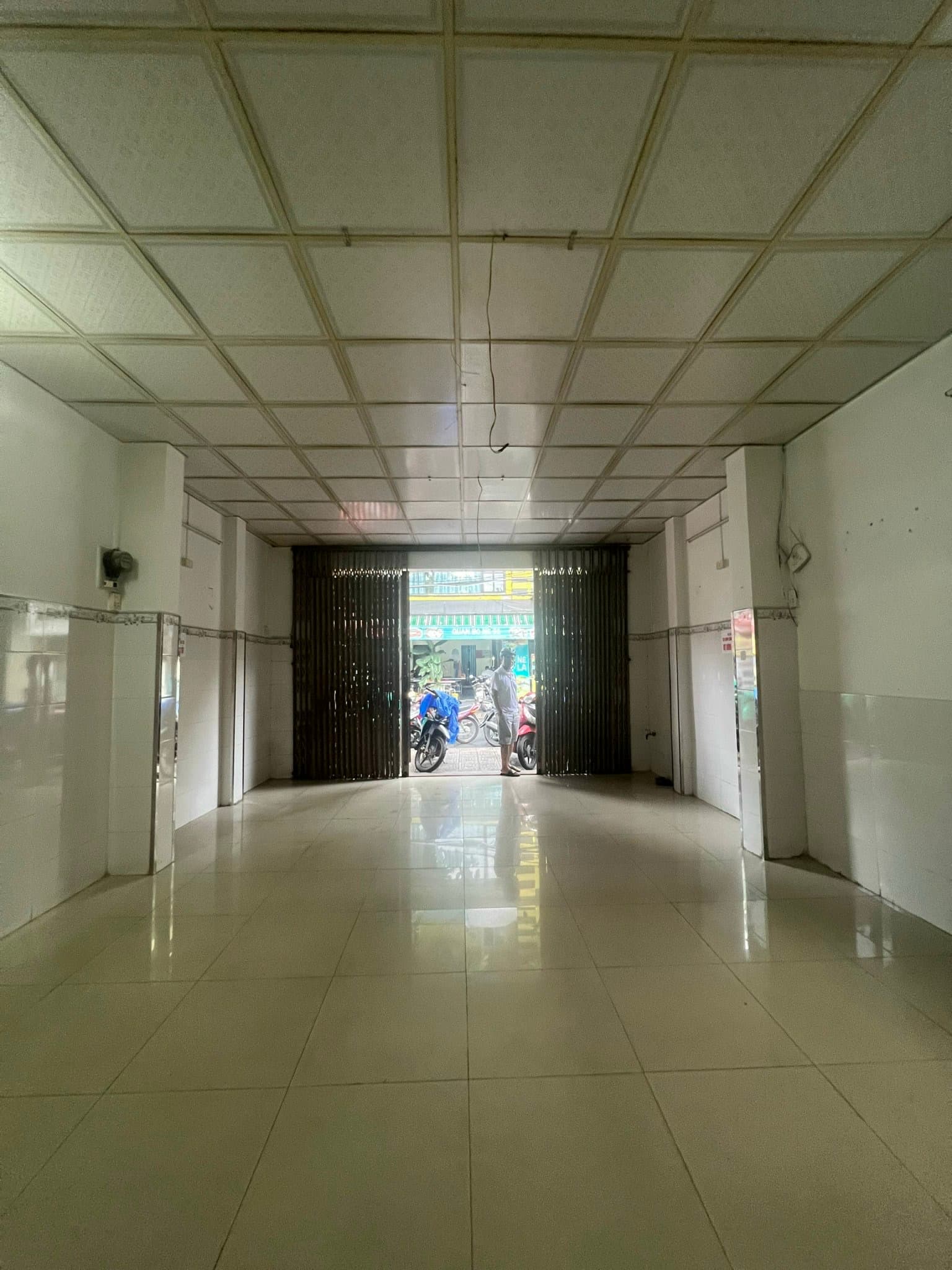 Mặt bằng kinh doanh 70m² tại Huỳnh Thúc Kháng, quận Hải Châu, phù hợp thuê lâu dài - Ảnh 1