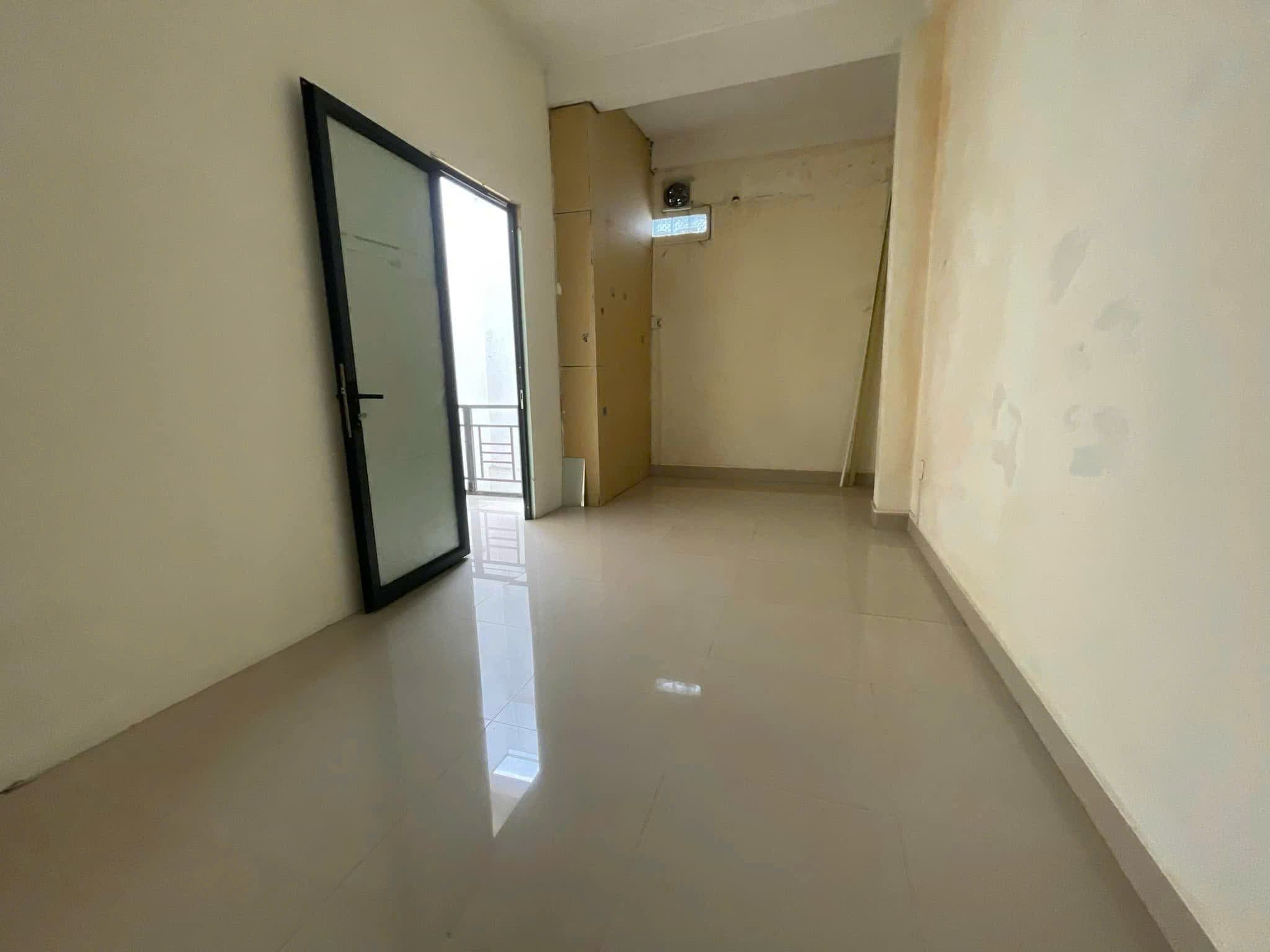 Văn phòng 100m2 3 tầng tại Điện Biên Phủ, phù hợp làm trung tâm tiếng Anh - Ảnh 3