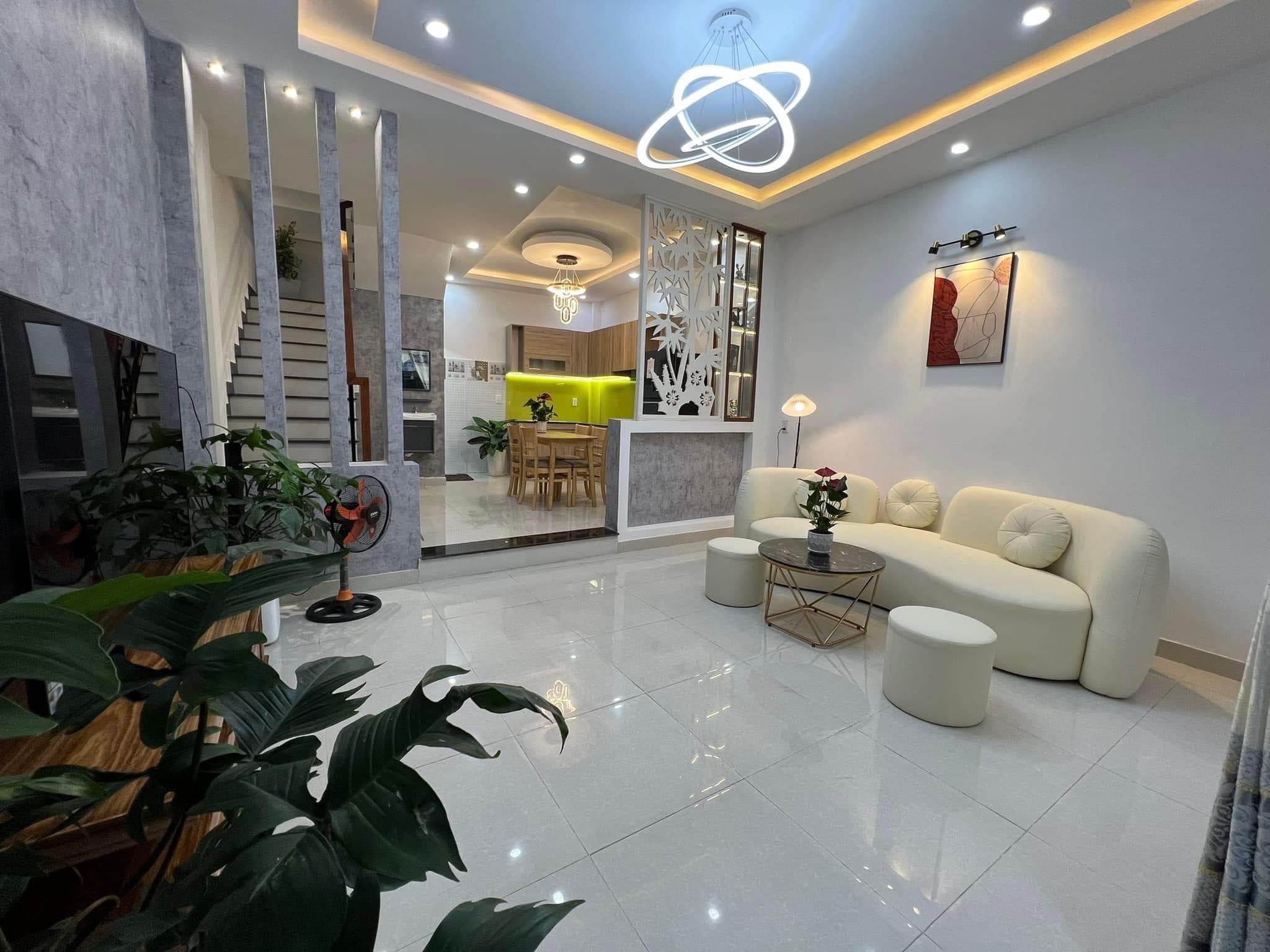 Nhà nguyên căn 2 tầng Thuận An 6, phù hợp để ở hoặc kinh doanh - Ảnh 1