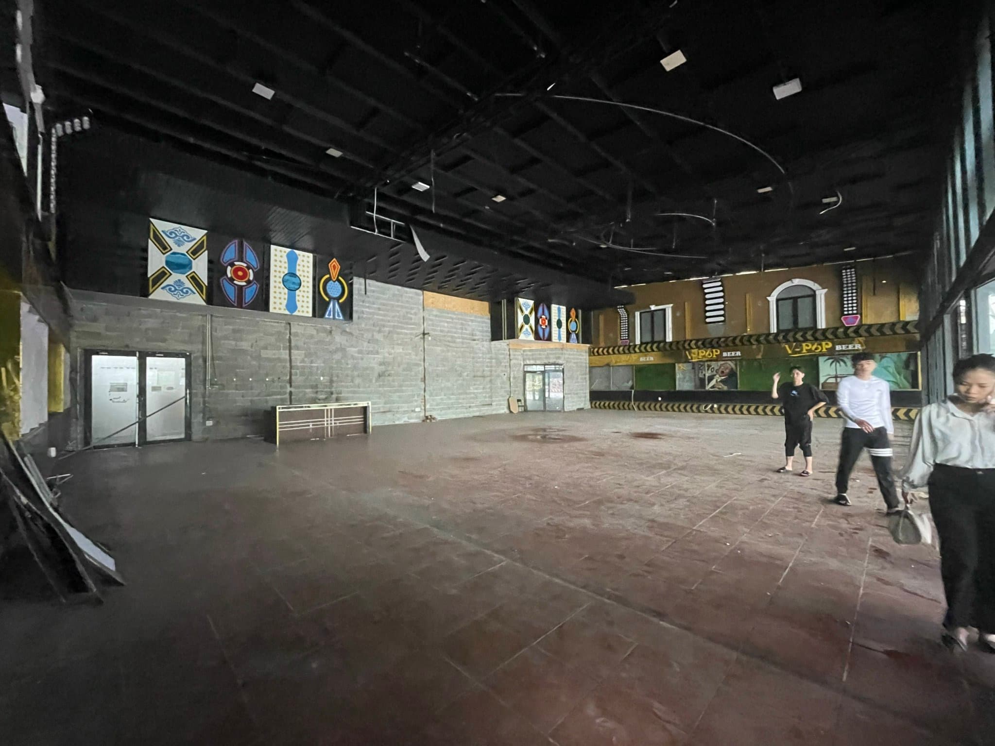 Mặt bằng tiền chế Hoàng Thị Loan 400m2 phù hợp kinh doanh lâu dài - Ảnh 2