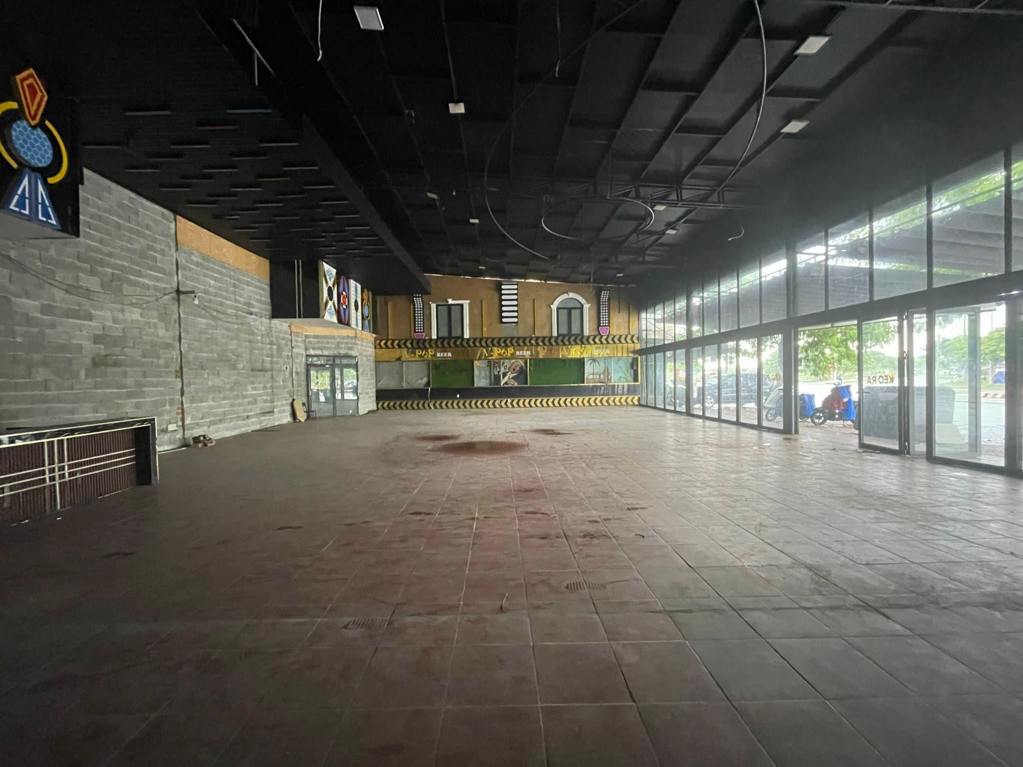 Mặt bằng tiền chế Hoàng Thị Loan 400m2 phù hợp kinh doanh lâu dài - Ảnh 4