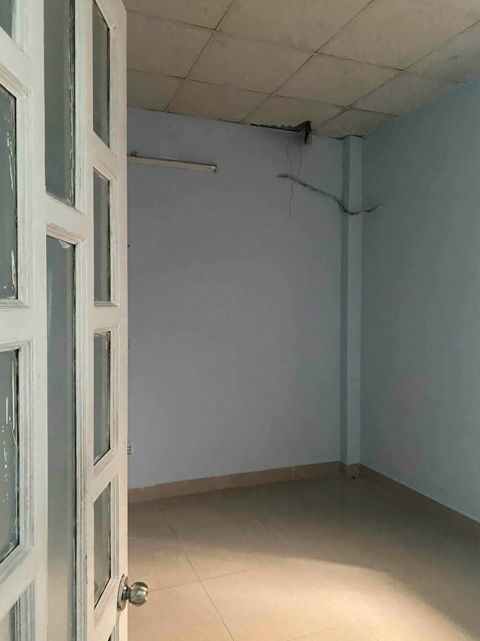 Nhà nguyên căn 2 tầng đường Cao Xuân Huy, phù hợp ở và kinh doanh - Ảnh 8