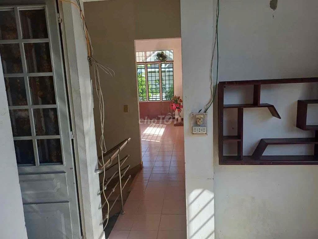 Nhà nguyên căn 2 tầng đường Thi Sách, phù hợp ở và kinh doanh - Ảnh 4