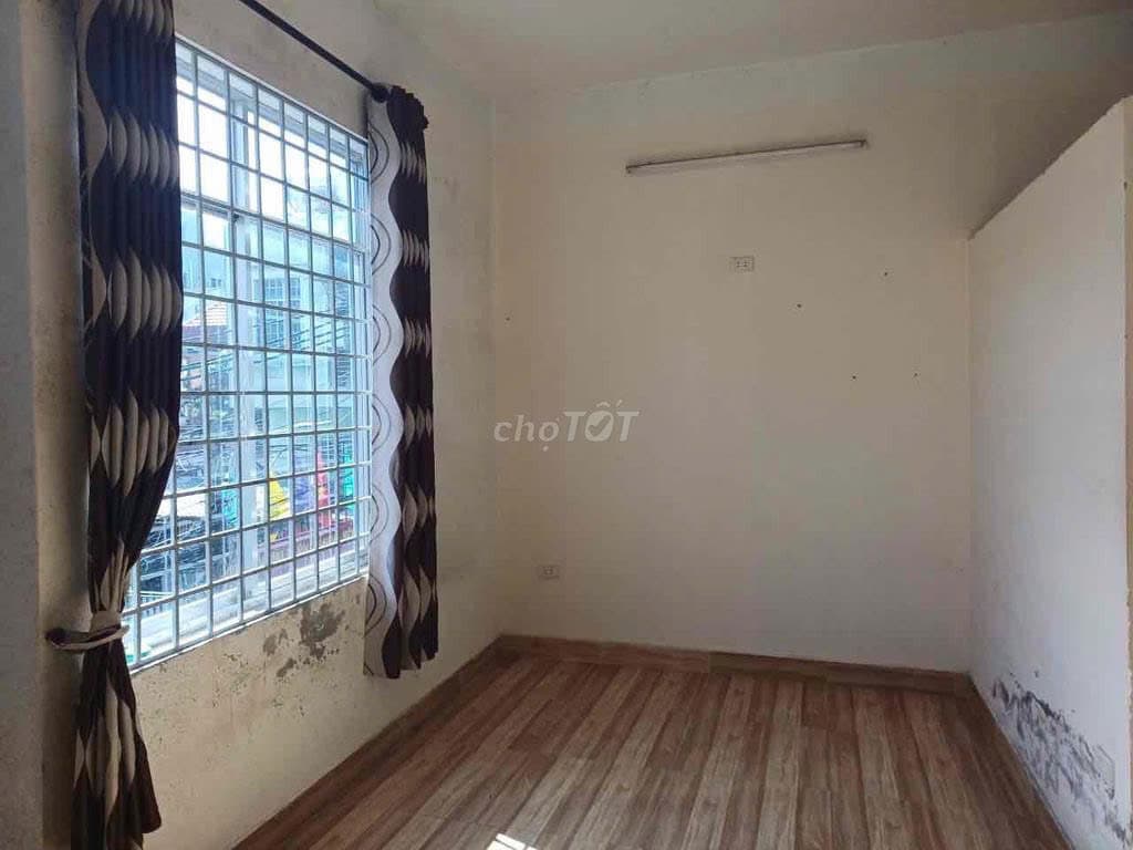 Nhà nguyên căn 2 tầng đường Thi Sách, phù hợp ở và kinh doanh - Ảnh 5