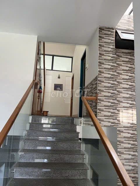 Nhà nguyên căn 3.5 tầng đường Cù Chính Lan - Ảnh 3