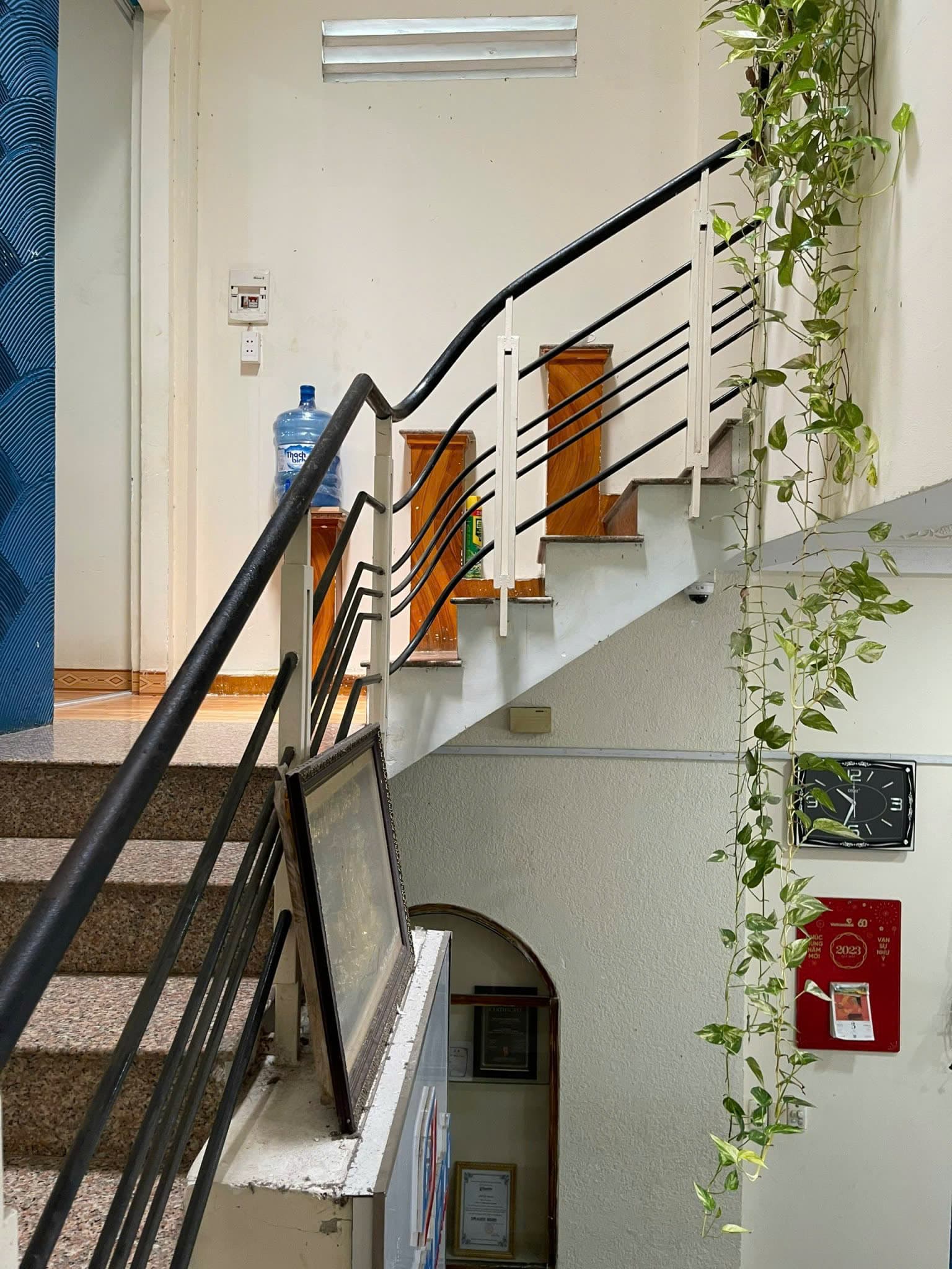 Nhà nguyên căn 2 tầng đường Đào Cam Mộc, diện tích 75m2, phù hợp để ở hoặc kinh doanh - Ảnh 2