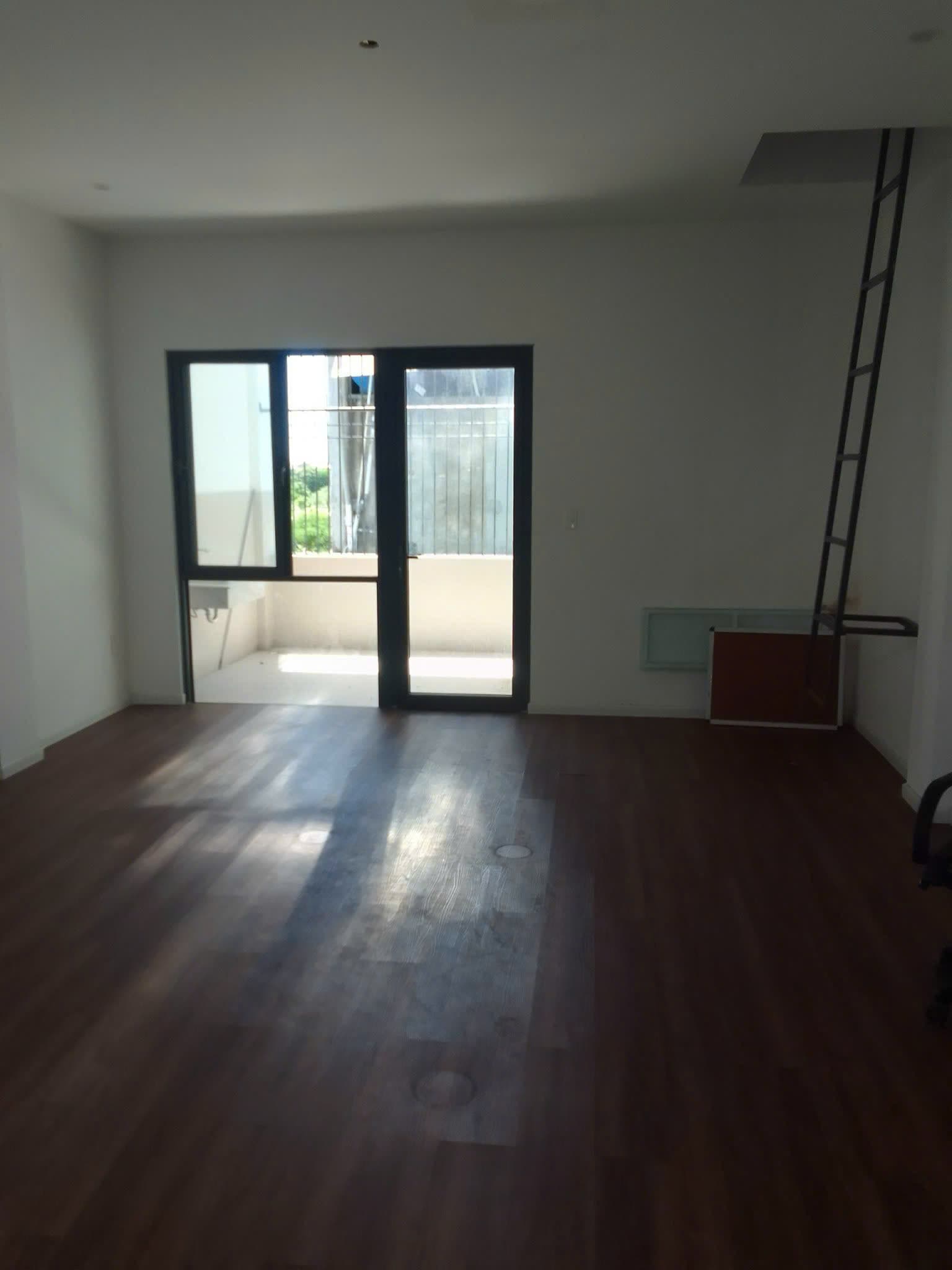 Nhà nguyên căn 3 tầng đường Đô Đốc Lân - Ảnh 7