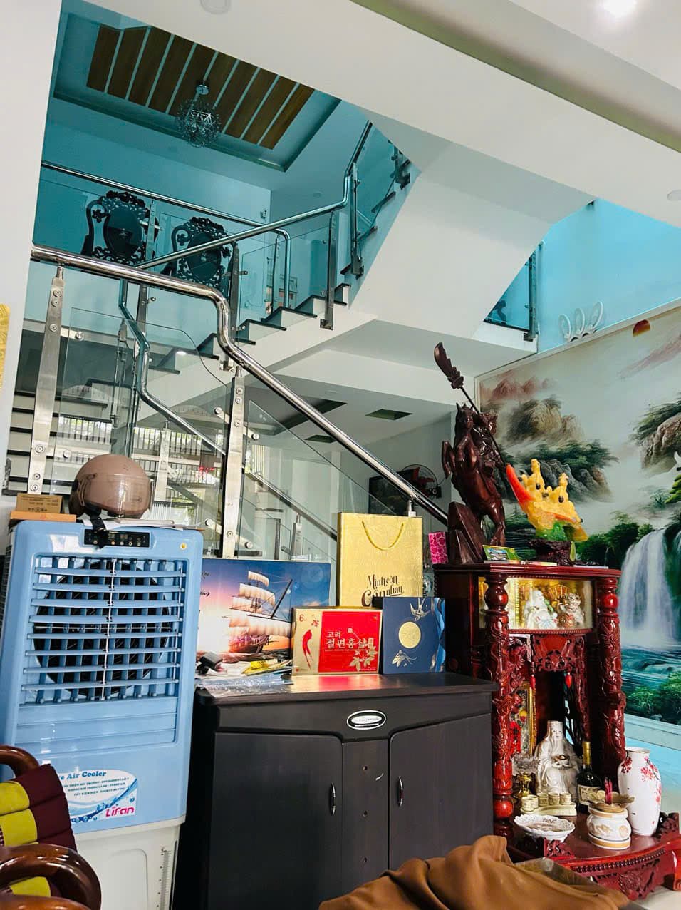 Nhà nguyên căn 3 tầng tại Anh Thơ - Ảnh 3