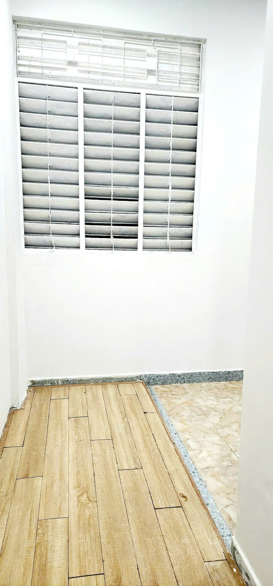 Mặt bằng kinh doanh 100m2 đường Kinh Dương Vương, phù hợp văn phòng và shop - Ảnh 1