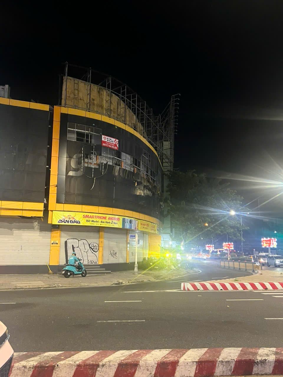 Nhà 2 tầng góc 2 mặt tiền Nguyễn Tri Phương, diện tích 90m2, phù hợp kinh doanh - Ảnh 1