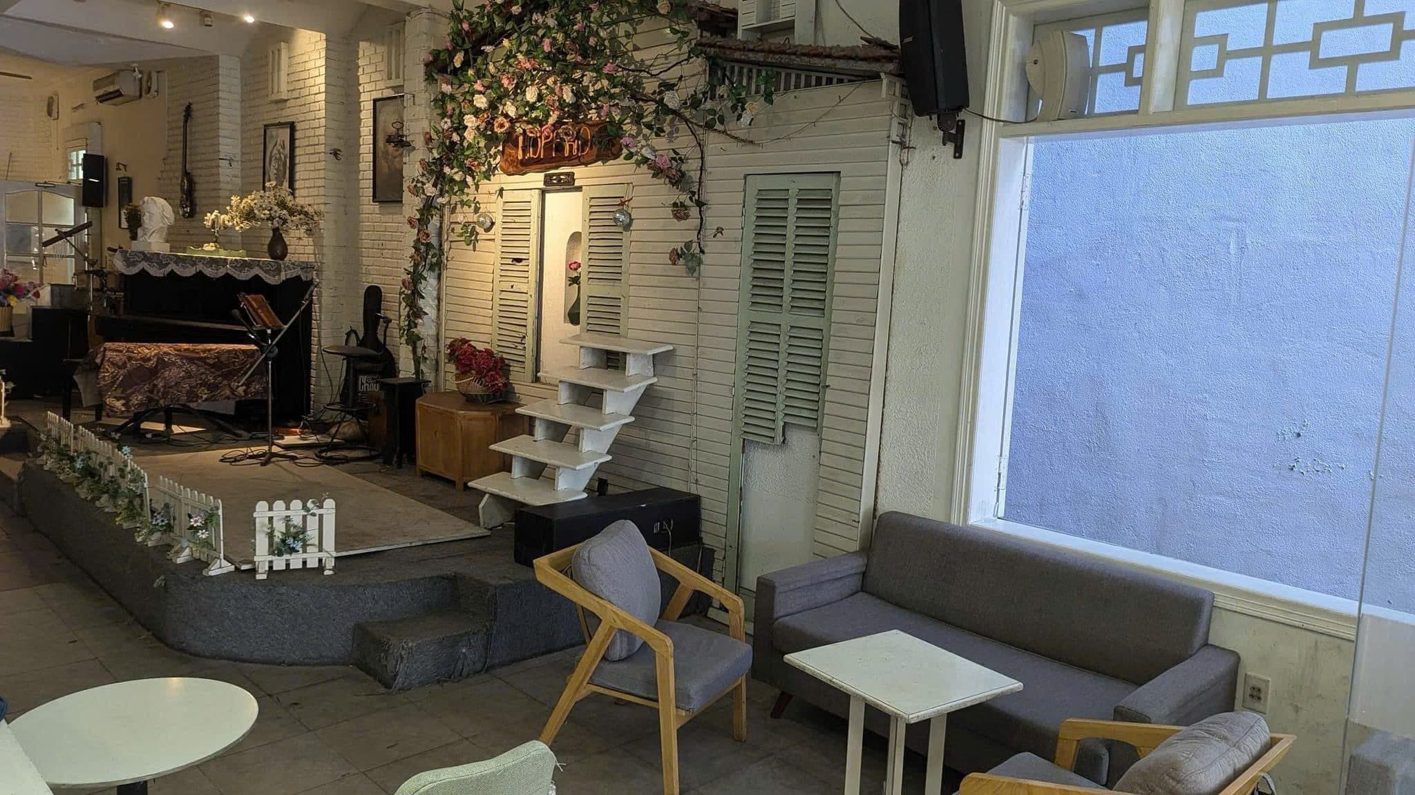 Mặt bằng kinh doanh có sân vườn riêng biệt tại Lê Đình Lý, diện tích 300m², phù hợp kinh doanh cà phê và nhà hàng - Ảnh 2