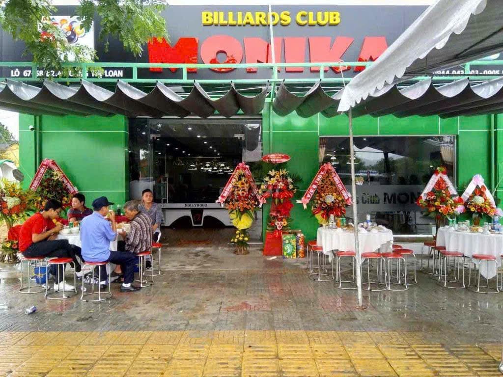 Mặt bằng kinh doanh trống suốt 200m² tại Hoàng Thị Loan, có toilet và đèn sẵn - Ảnh 1