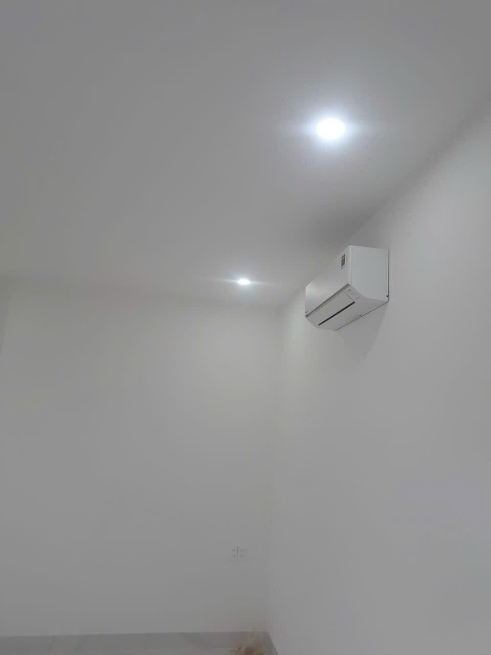 Nhà nguyên căn 3 tầng đường Hồ Quý Ly, phù hợp kinh doanh sạch sẽ - Ảnh 1