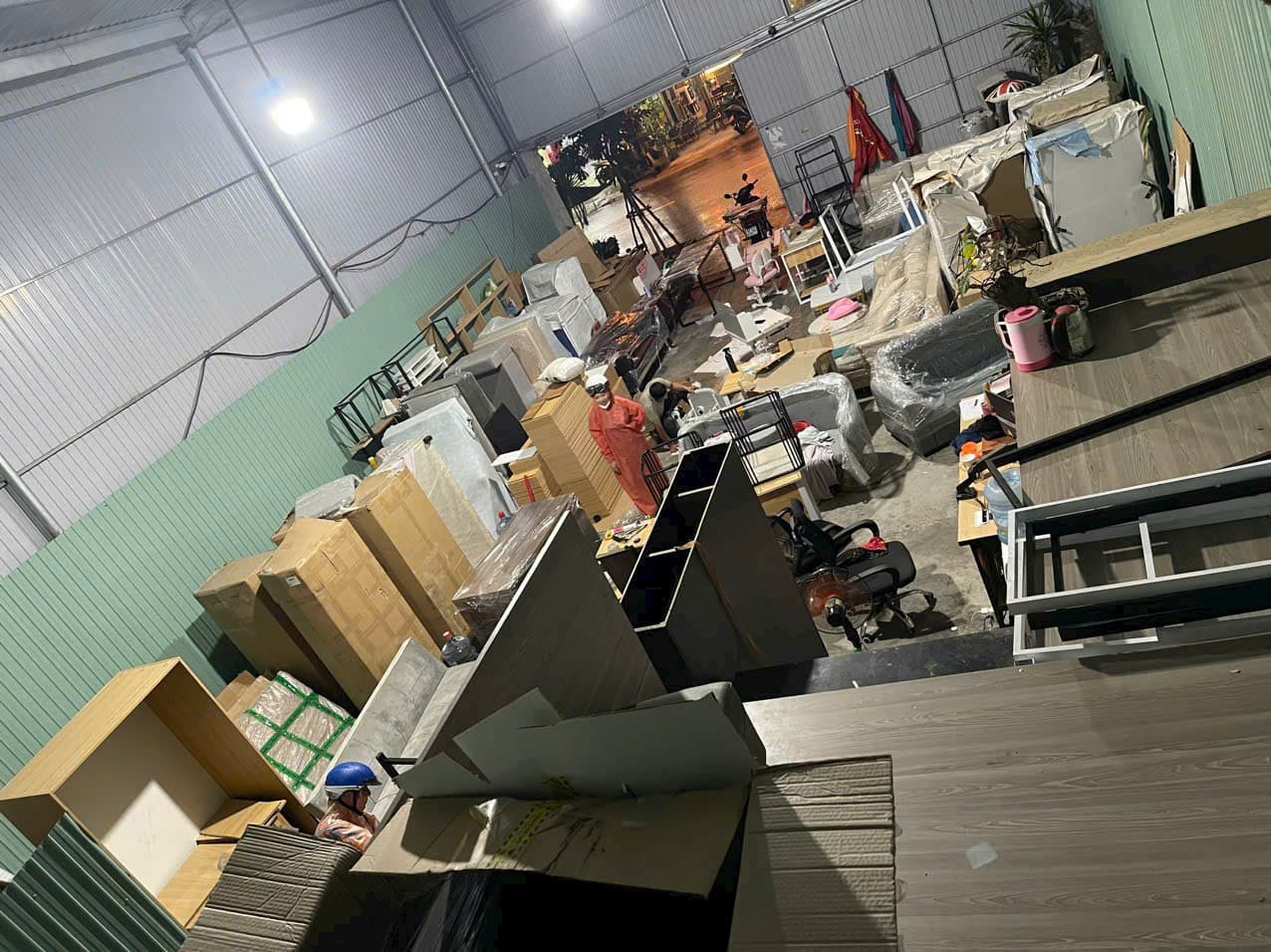 Kho cho thuê có tầng lửng 400m2 tại Phan Văn Định, Liên Chiểu - Ảnh 3