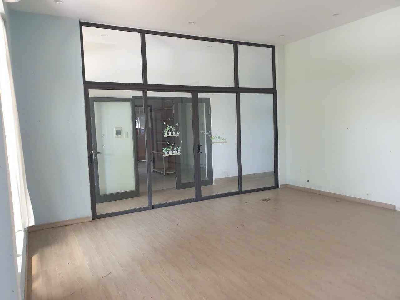 Kho và văn phòng 300m2 tại Nguyễn Hữu An, Sơn Trà, có điều hòa - Ảnh 2