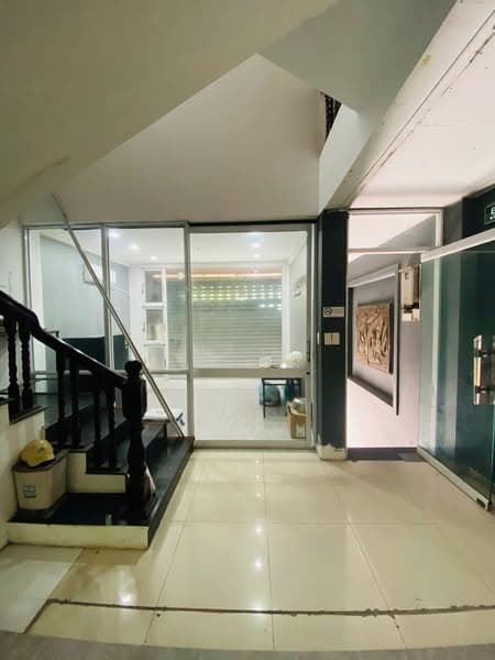 Mặt bằng tầng lửng 55m2 tại Đỗ Quang, gồm 4 phòng, phù hợp làm văn phòng - Ảnh 1