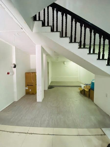 Mặt bằng tầng lửng 55m2 tại Đỗ Quang, gồm 4 phòng, phù hợp làm văn phòng - Ảnh 3