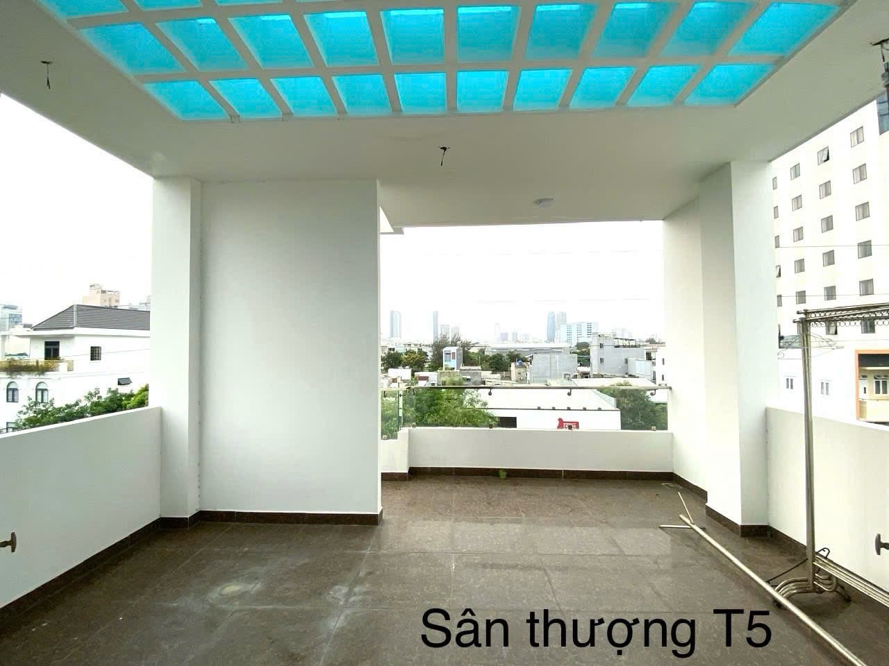 Nhà nguyên căn 3 tầng có sân rộng phù hợp kinh doanh sạch sẽ - Ảnh 4