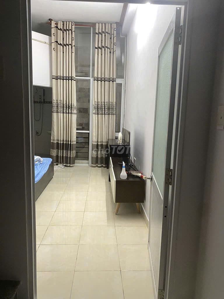 Nhà nguyên căn 3 tầng đường Cù Chính Lan, diện tích 70m2, phù hợp kinh doanh và văn phòng - Ảnh 2