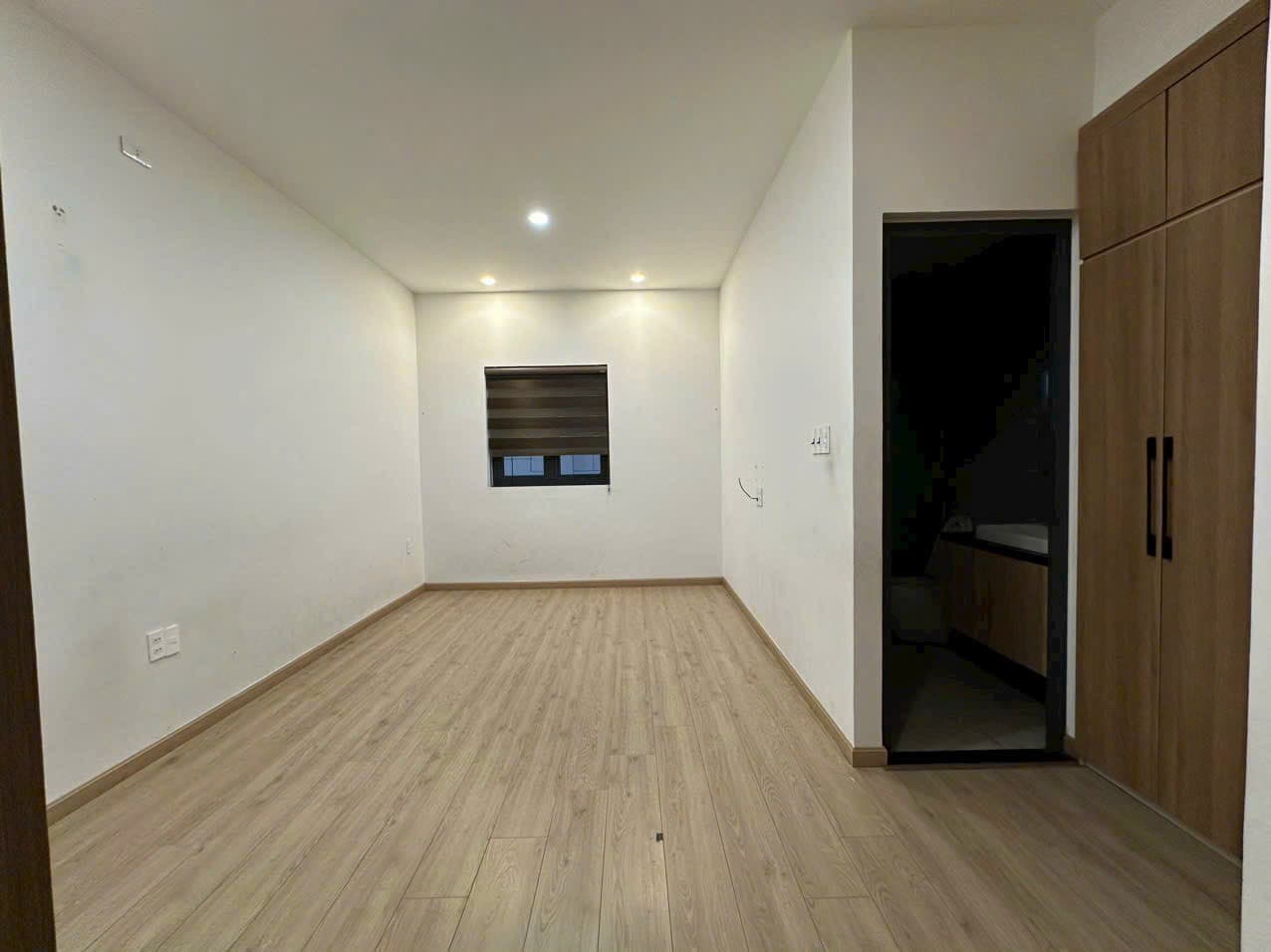 Nhà nguyên căn 3 tầng đường Mai Thúc Lân, phù hợp làm spa - Ảnh 1