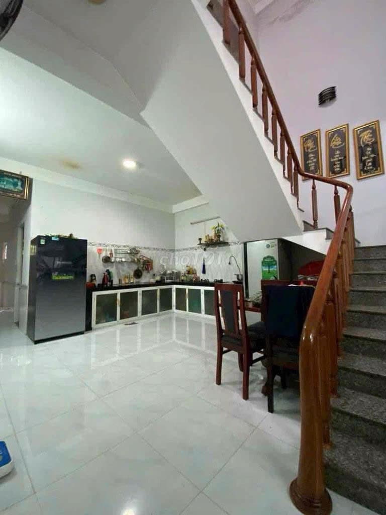 Nhà nguyên căn 2 tầng đường Bắc Sơn - Ảnh 2