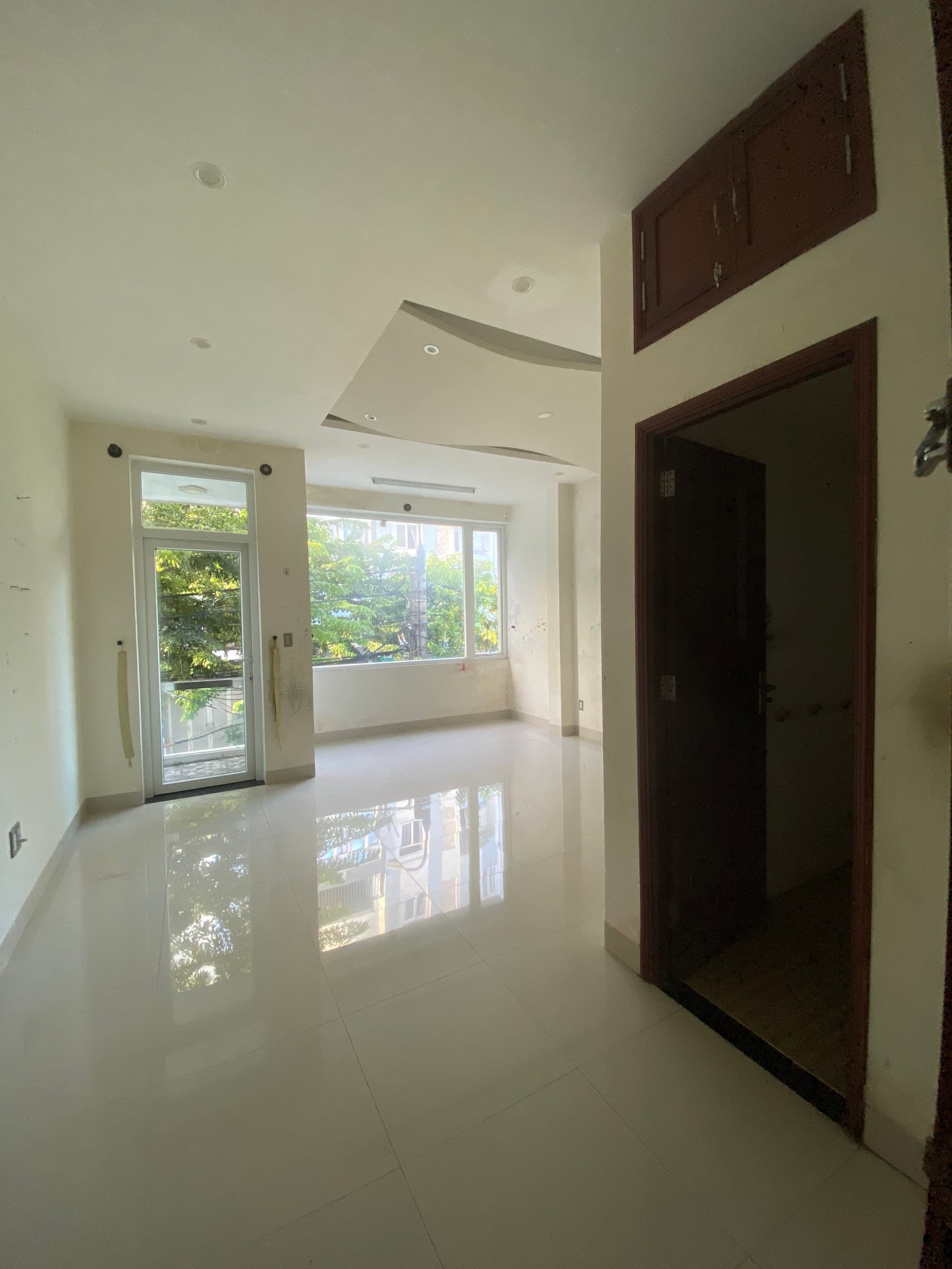 Nhà nguyên căn 3 tầng đường Dương Đình Nghệ - Ảnh 9