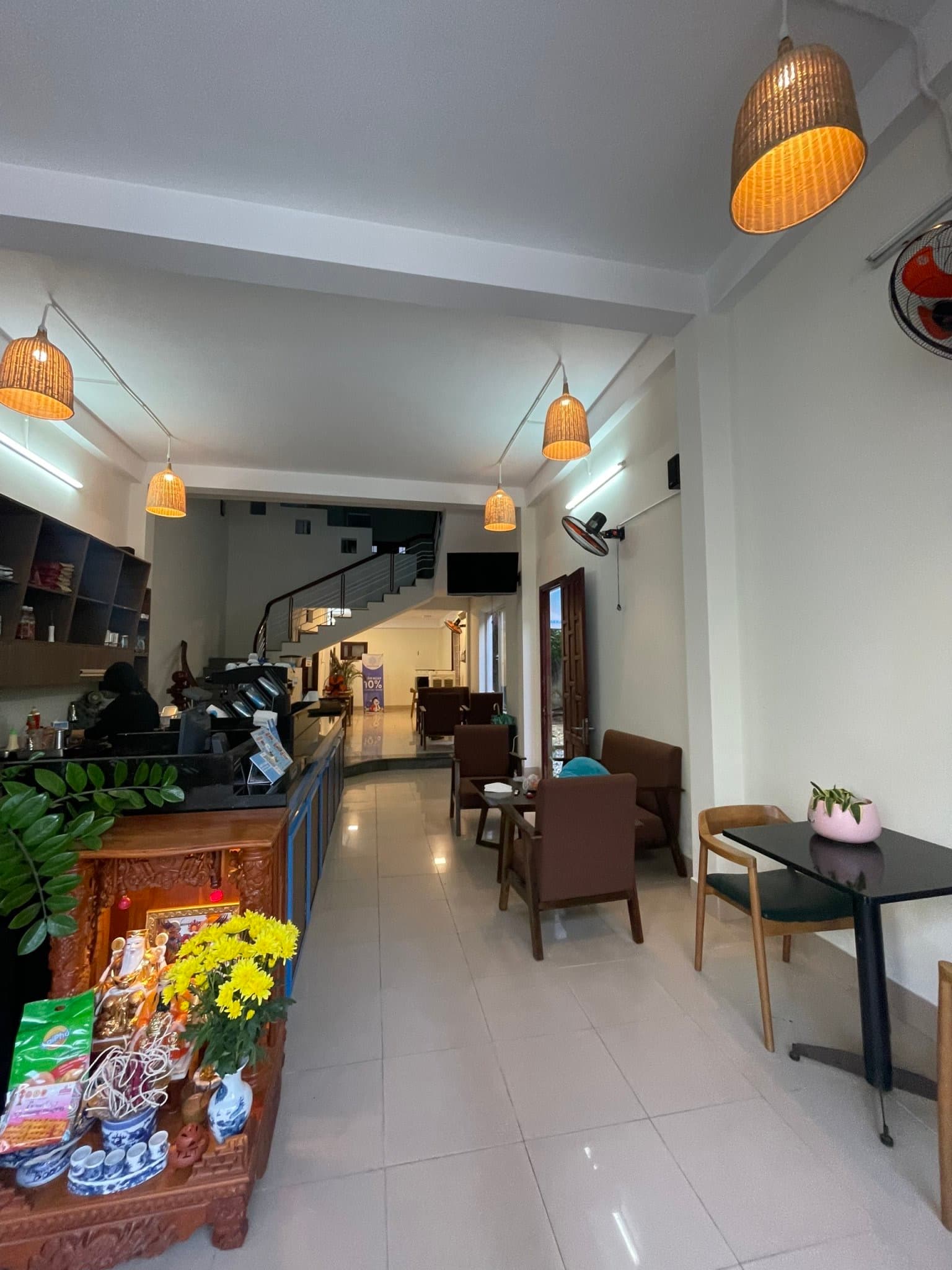Nhà 3 tầng tại Dương Đình Nghệ, diện tích 175m2, phù hợp kinh doanh cafe, spa, nhà hàng - Ảnh 7