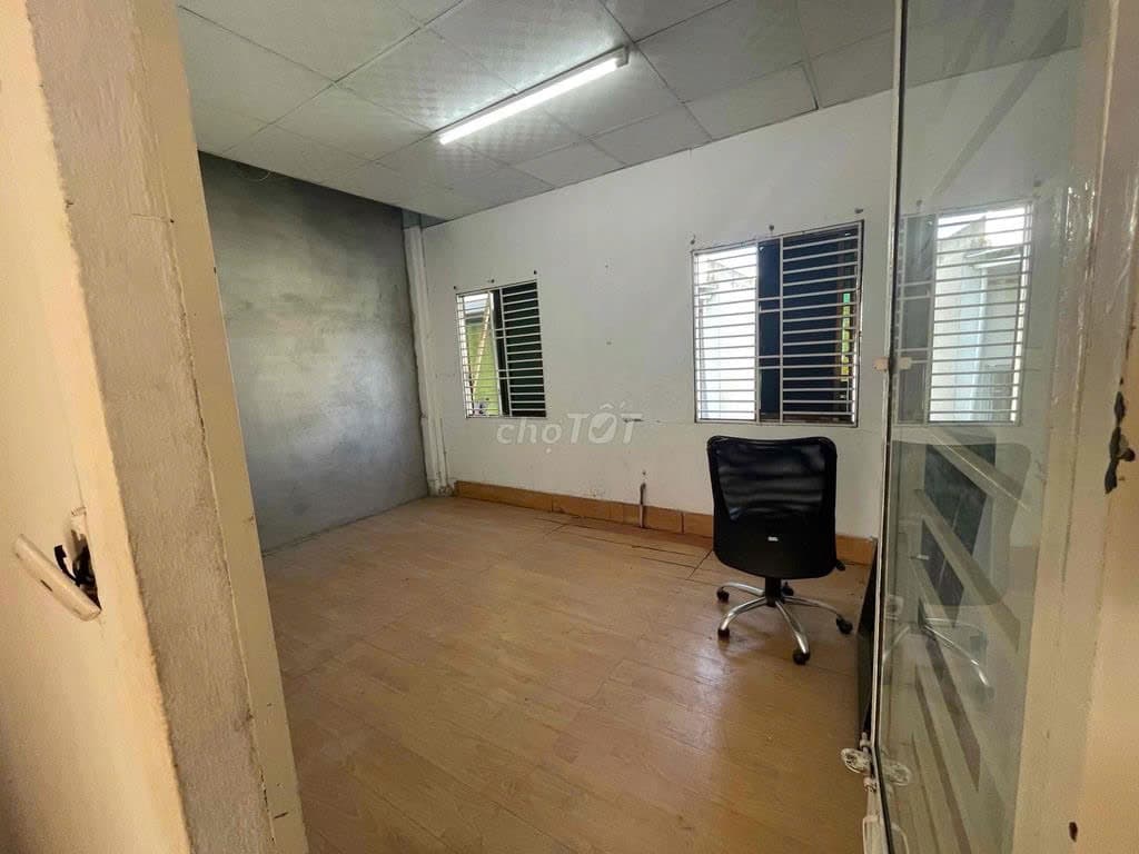 NHÀ 3 TẦNG MẶT TIỀN HÀM NGHI - PHỐ ĐIỆN TỬ ĐÀ NẴNG - Ảnh 2