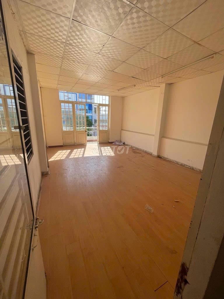 NHÀ 3 TẦNG MẶT TIỀN HÀM NGHI - PHỐ ĐIỆN TỬ ĐÀ NẴNG - Ảnh 3