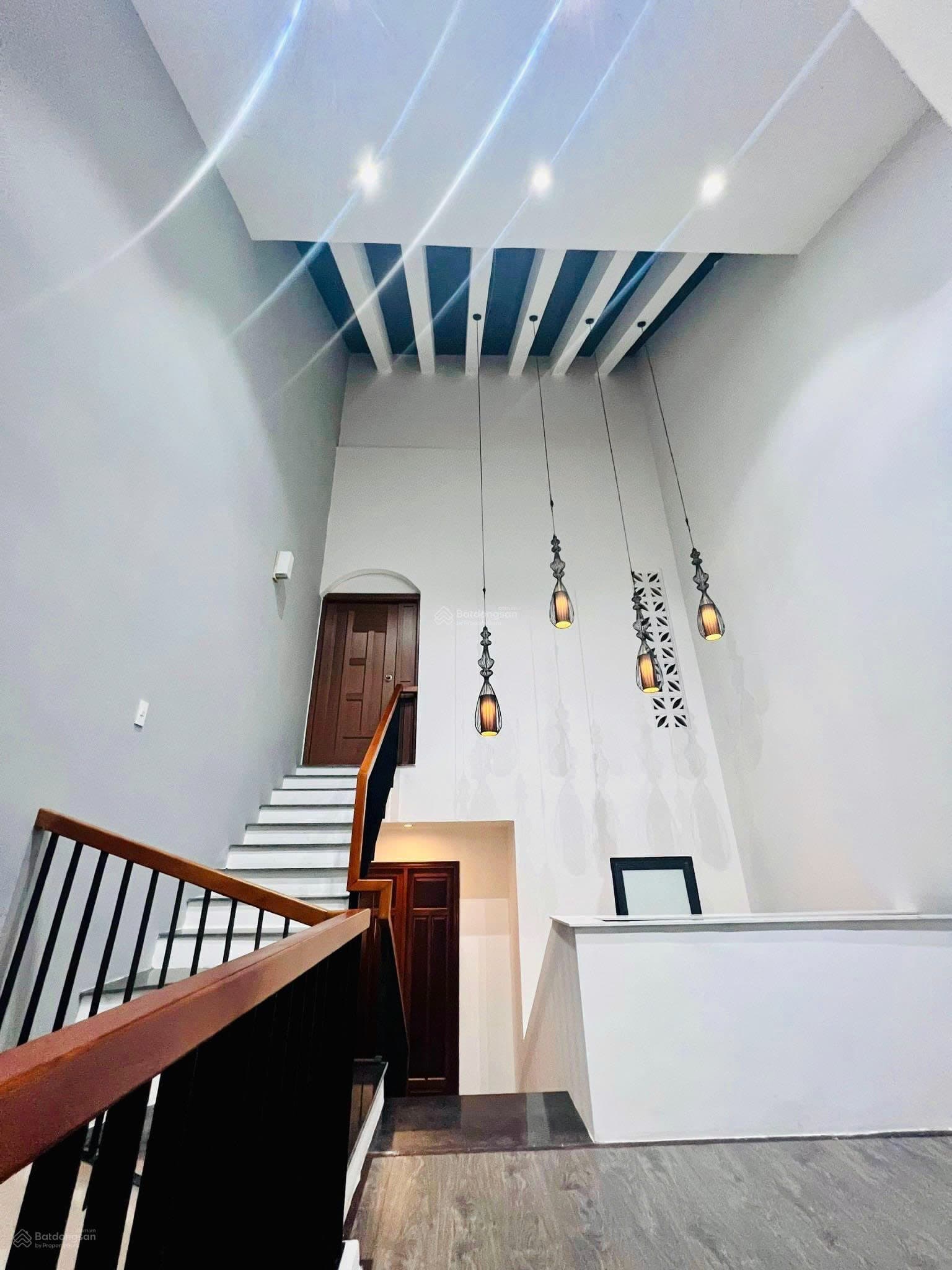 Nhà nguyên căn 5 tầng đường Hồ Huân Nghiệp, Ngũ Hành Sơn, diện tích 100m2, phù hợp để ở - Ảnh 8