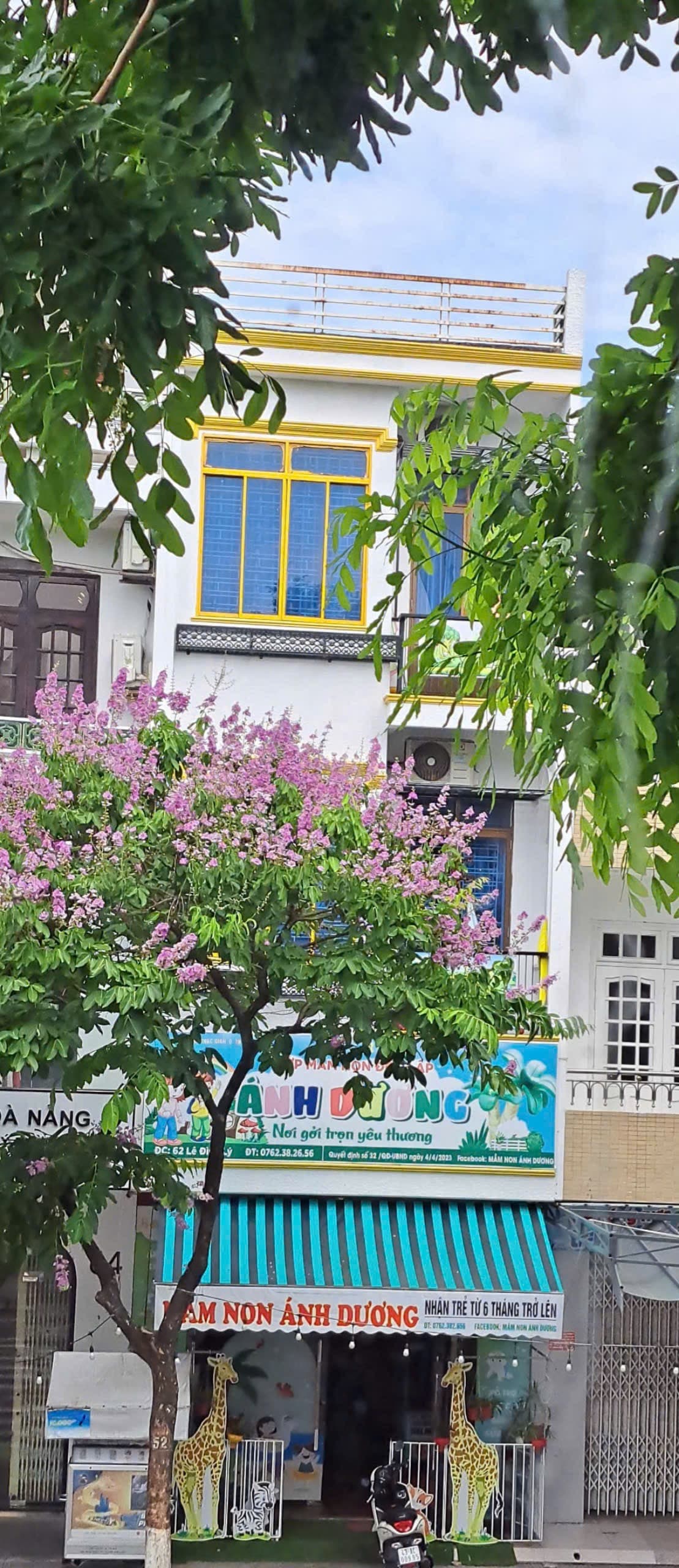 Nhà nguyên căn 3.5 tầng đường Lê Đình Lý, phù hợp văn phòng và kinh doanh - Ảnh 1