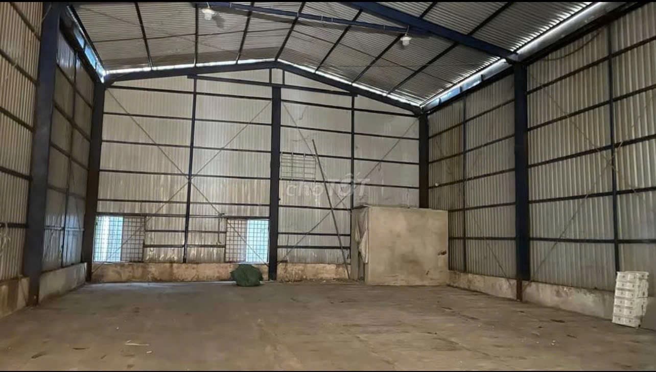 Mặt bằng kho xưởng Phạm Hùng 215m2 - Ảnh 2