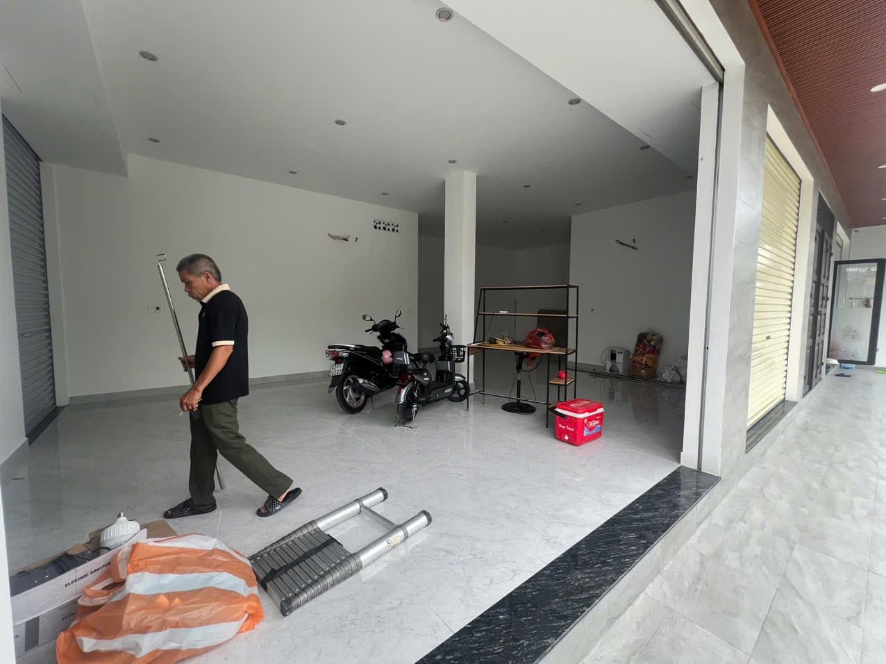 Mặt bằng kinh doanh riêng 70m2 mới xây có toilet tại Tôn Đức Thắng - Ảnh 2