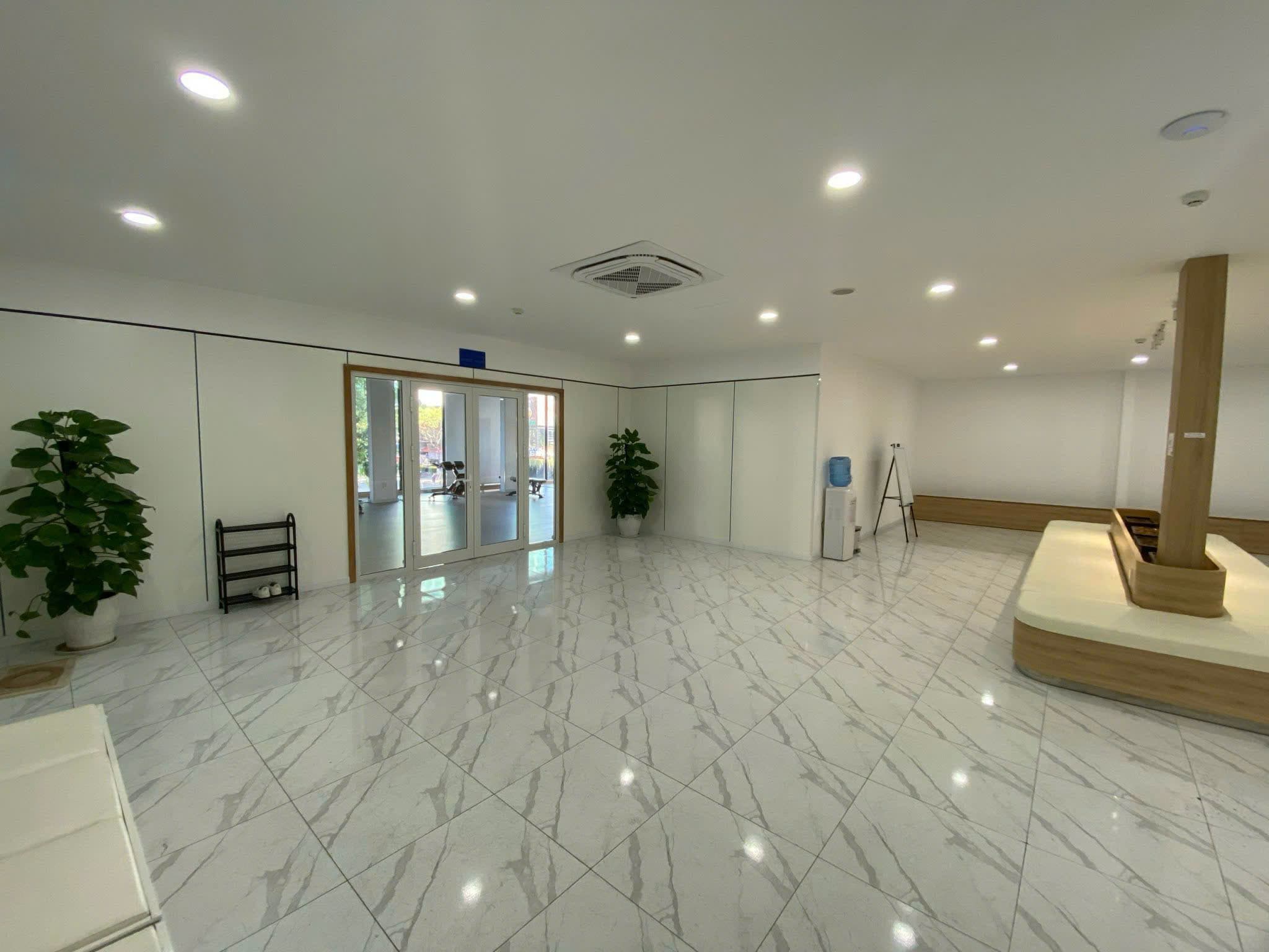 Mặt bằng tầng 4 lối đi riêng tại 2 Tháng 9, diện tích 150m2 - Ảnh 1