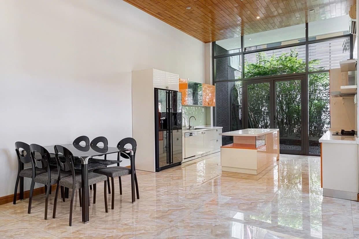 Biệt thự 3,5 tầng 450m2 tại LƯU QUÝ KỲ, phù hợp để ở - Ảnh 4