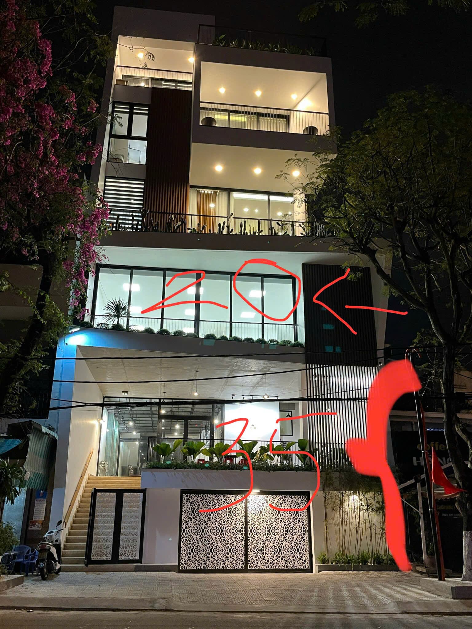 Mặt bằng kinh doanh và văn phòng cho thuê tại Ông Ích Khiêm, Hải Châu, diện tích 300m2 - Ảnh 1