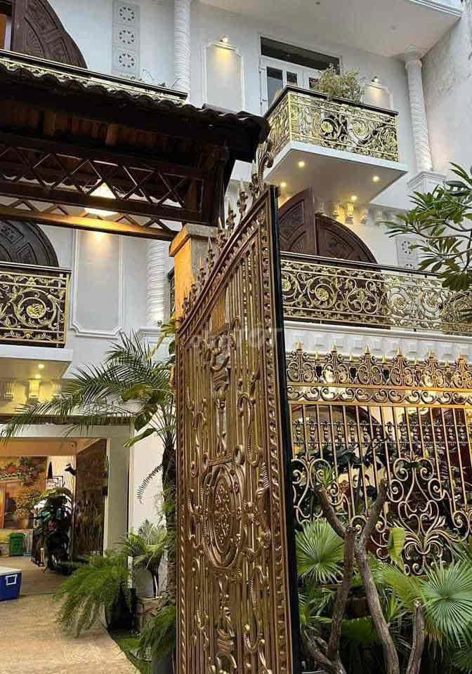 Biệt thự 3 tầng có sân vườn xanh mát tại Phú Lộc 1, phù hợp để ở hoặc làm văn phòng - Ảnh 6