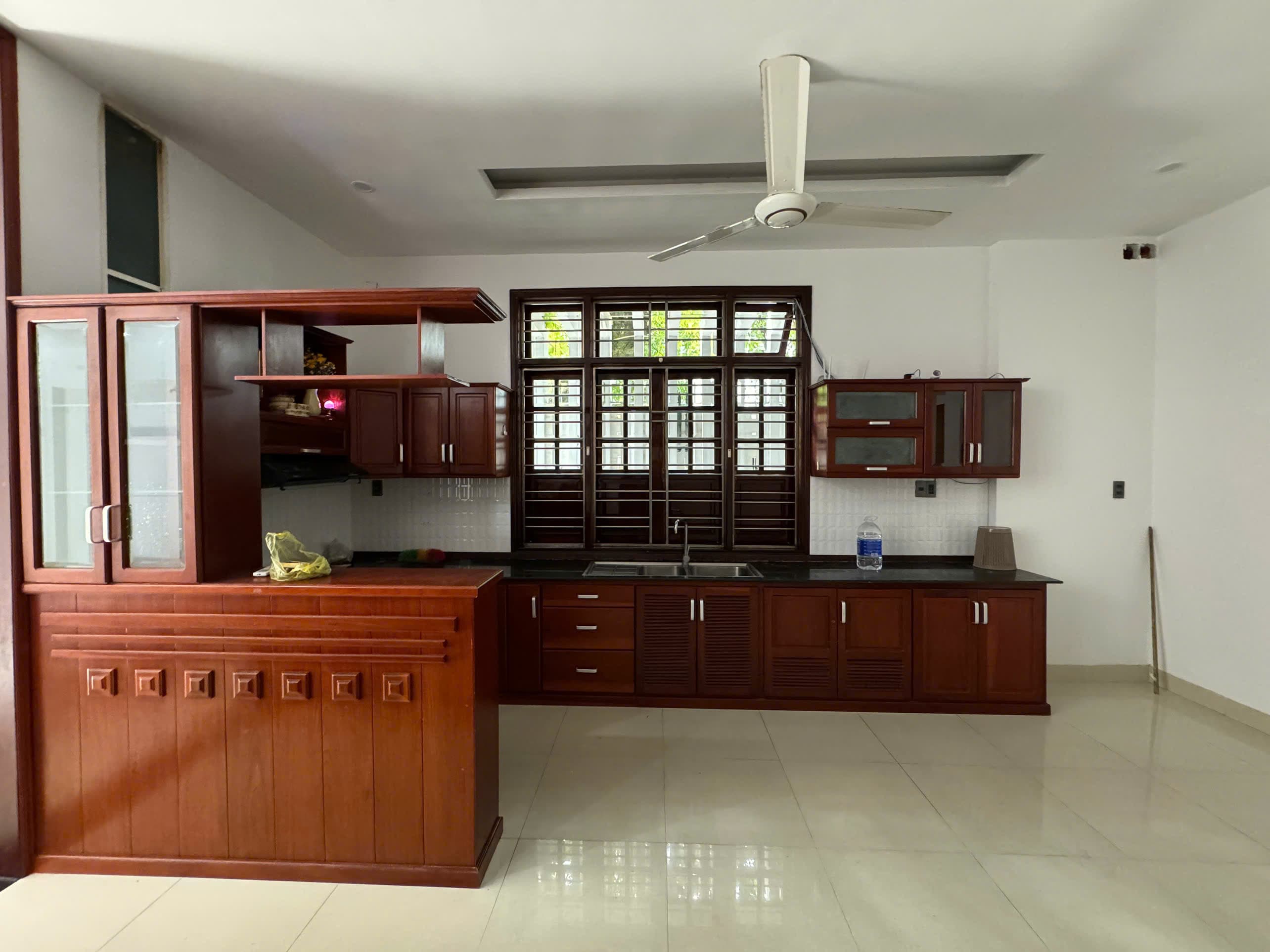 Nhà nguyên căn 3 tầng đường Hoàng Xuân Nhị, diện tích 117m2, cho thuê làm nhà ở - Ảnh 10