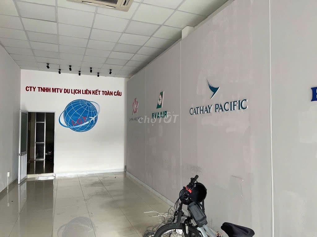 Nhà nguyên căn 4 tầng trống suốt đường Phan Châu Trinh, phù hợp spa và văn phòng - Ảnh 2