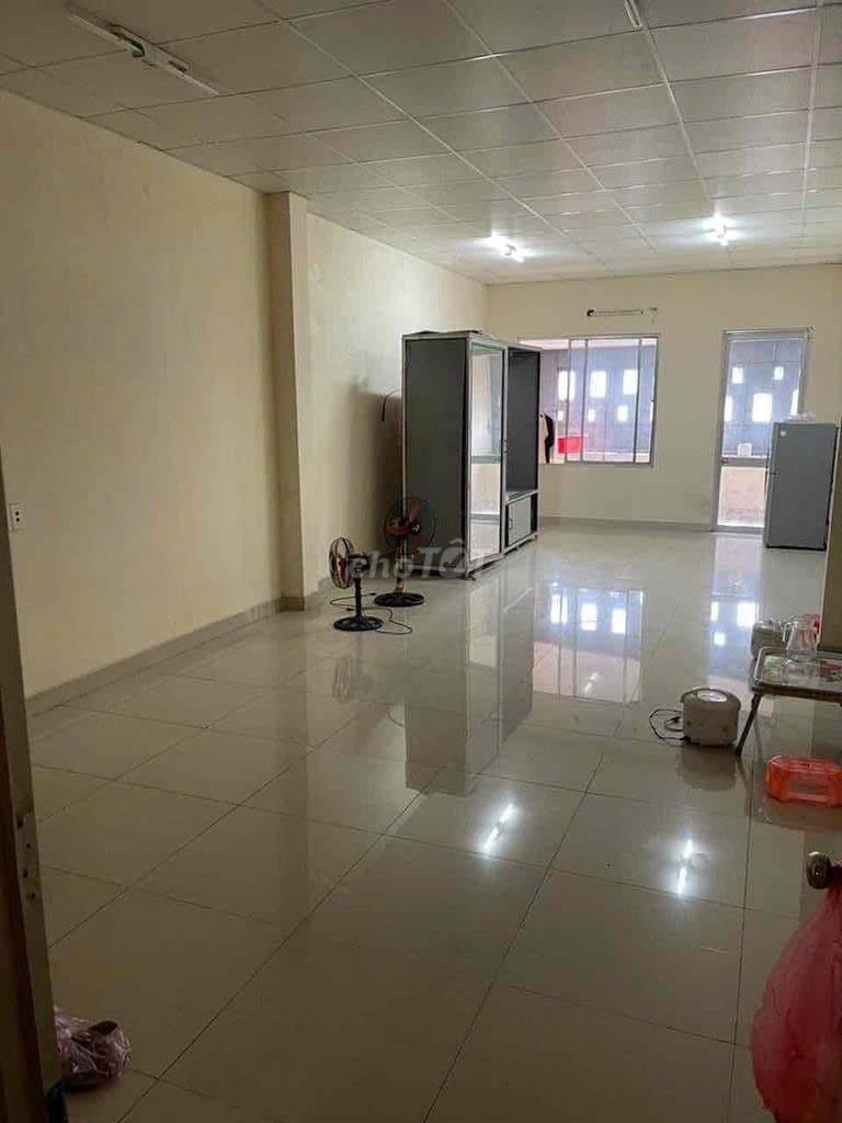 Nhà nguyên căn 4 tầng trống suốt đường Phan Châu Trinh, phù hợp spa và văn phòng - Ảnh 3