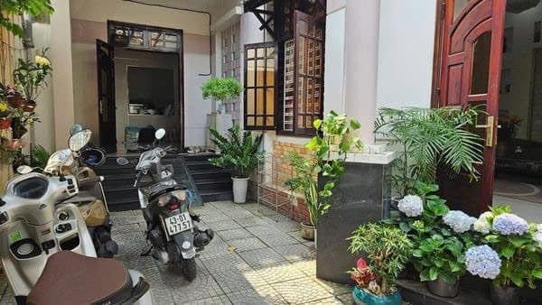 Nhà nguyên căn 3 tầng đường Lê Quang Sung, diện tích 140m2, phù hợp ở và kinh doanh - Ảnh 2