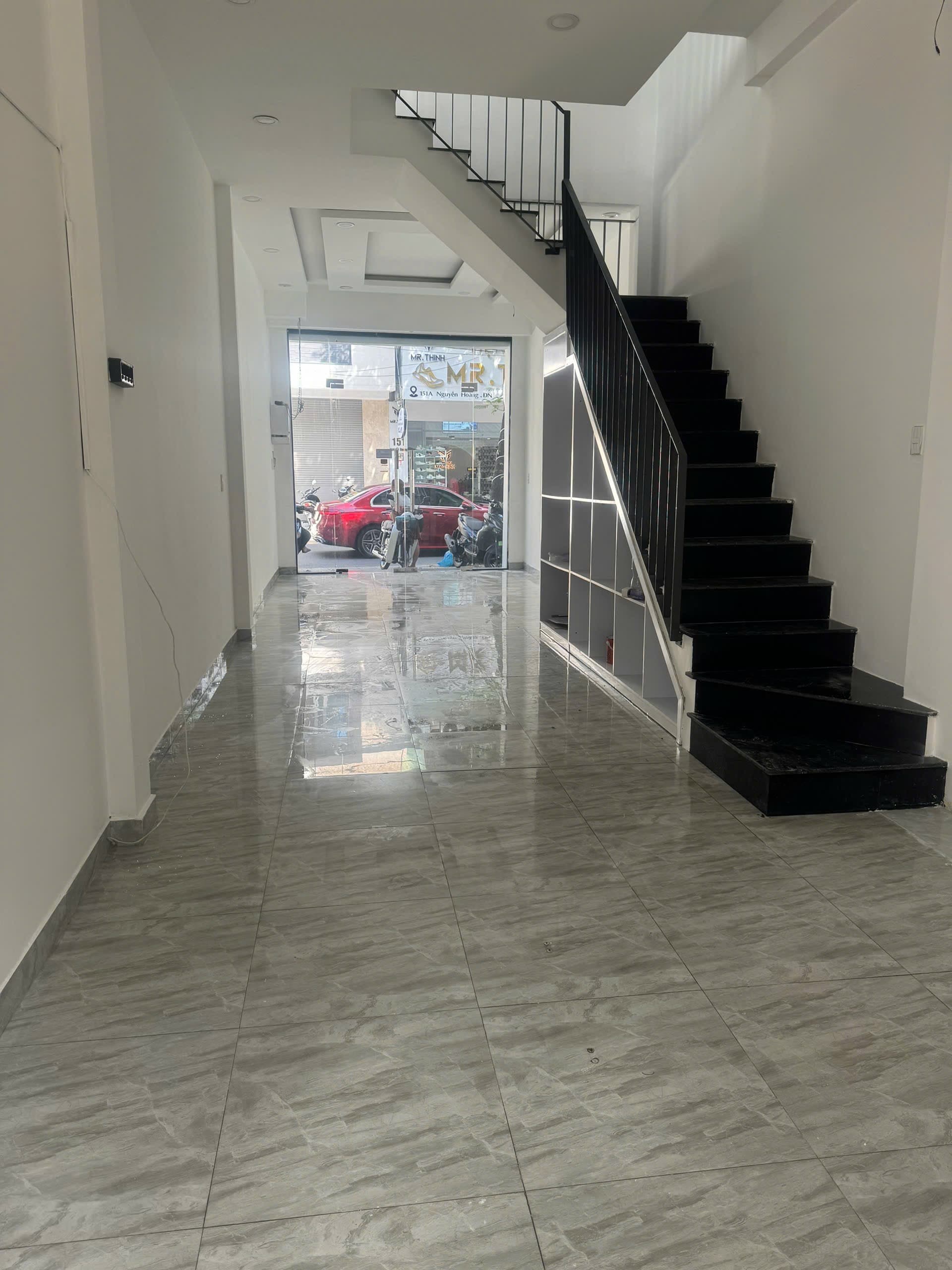 Nhà nguyên căn 3 tầng Nguyễn Hoàng, quận Hải Châu, diện tích 50m2 - Ảnh 1