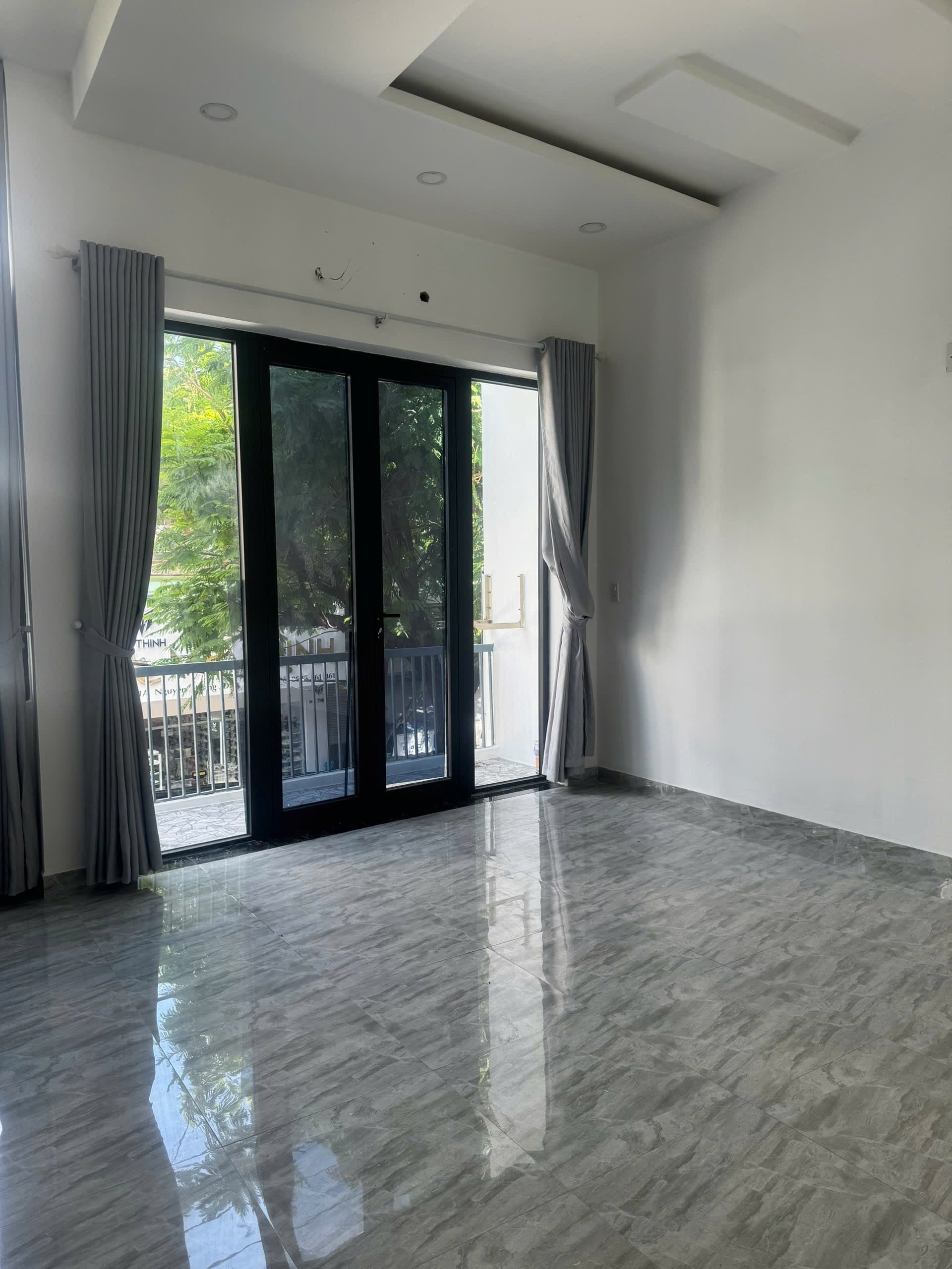 Nhà nguyên căn 3 tầng Nguyễn Hoàng, quận Hải Châu, diện tích 50m2 - Ảnh 3