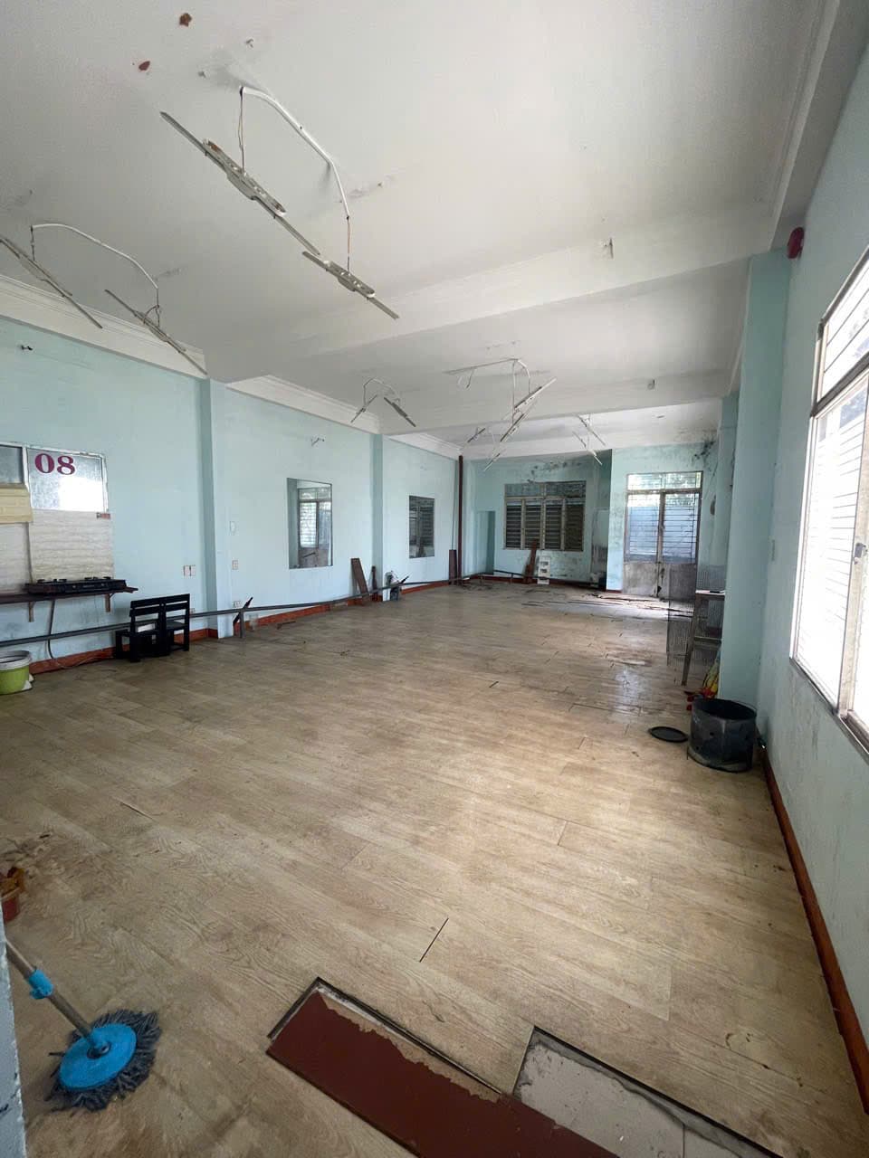 Nhà nguyên căn 3 tầng trống suốt tại Phan Thanh - Ảnh 7